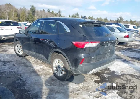 2021 Ford Escape Se Hybrid z USA, uszkodzony, nr VIN 1FMCU9BZ4MUB05331